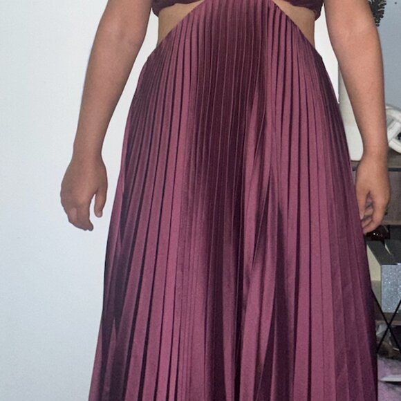 Fitch Cocktail Dress Abercrombie Cut Out, Maroon - Picture 3 of 8